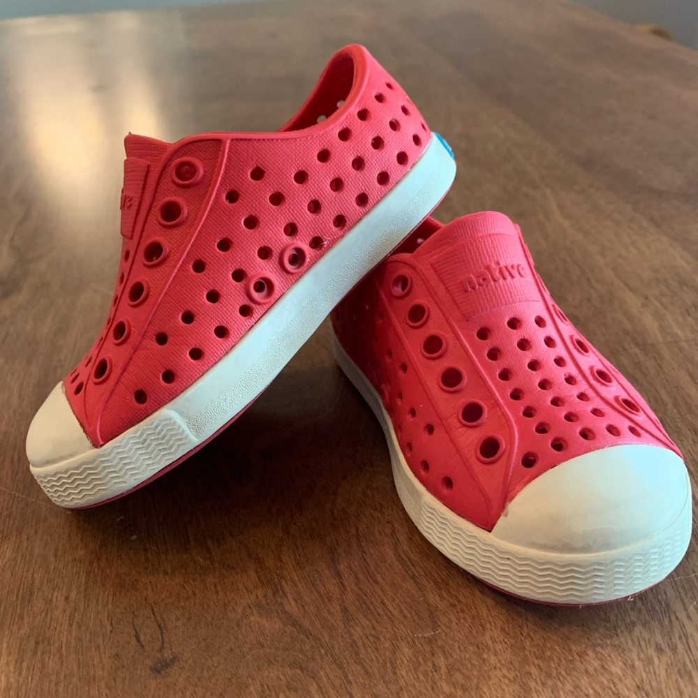Native red slip on toddler shoes size 5